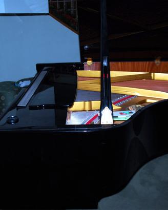 pianoforte mezza coda
