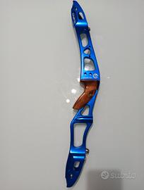 Riser Kinetic per tiro con l'arco 