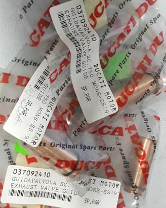 guida valvola scarico bronzo ducati 750 ss monster