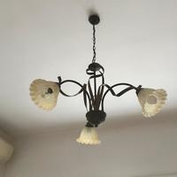 Lampadario in ferro battuto