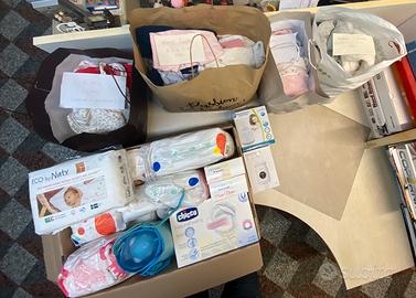 Vestiti bimba 0/6 mesi, pannolini e varie