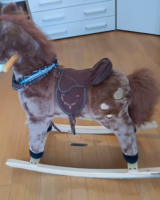 Deuba Cavallo Peluche a Dondolo in Legno con Suoni