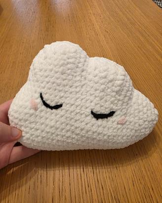 Peluche nuvoletta fatto a mano