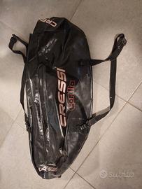 Attrezzatura apnea pinne coltello borsa stagna pes