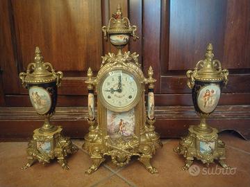 Orologio in bronzo da appoggio