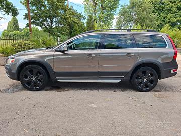 volvo xc70 cross country 