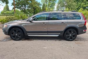volvo xc70 cross country 