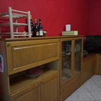 Salotto in legno masssiccio+tavolo e sedie