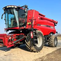 Mietitrebbia Case IH Axialflow 8240