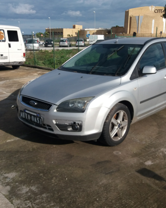 Ford focus sw 1800 td 2006 ricambi
