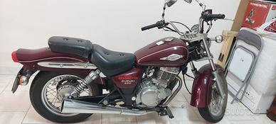 Suzuky GZ Marauder 250 usata
