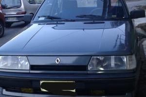 Renault 9 TLE