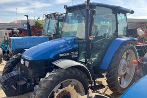 TRATTORE New Holland TL 90