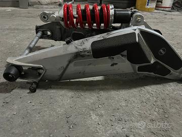 Forcellone Aprilia Rs660