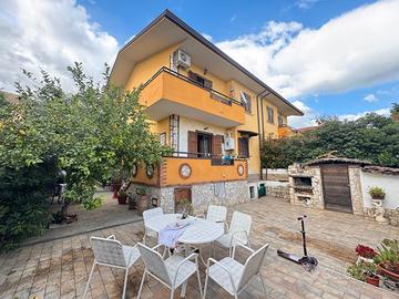 Villa capofila 160 mq con box auto doppio