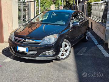 Opel Astra GTC 1.7 CDTI 101CV (74KW) 3 porte Cosmo