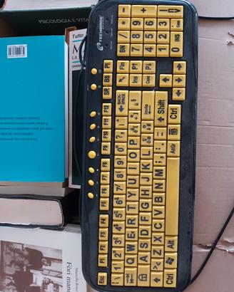 Tastiera computer lettere grandi 