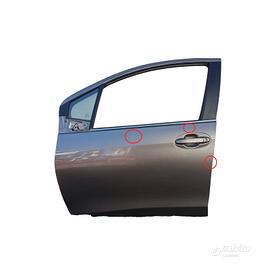 porta anteriore sinistro TOYOTA YARIS 5p Berlina 2