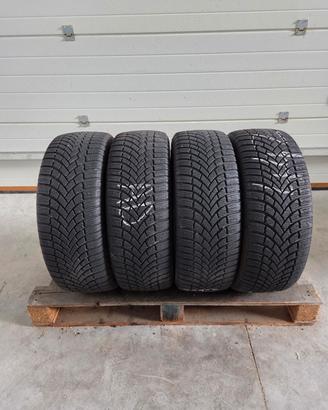 4 gomme 215 60 17 Bridgestone invernali