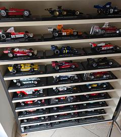 Modellini Formula 1 scala 1/24 (25€ cad 1)