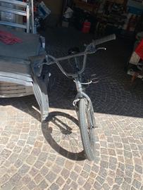 Bicicletta bmx
