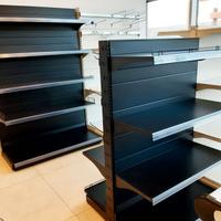 Scaffali negozio murali e gondole