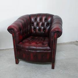 Poltrona chesterfield a pozzetto...chester vintage