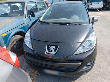 Peugeot 207 1.4 2010 GPL fino 2030 motore revision