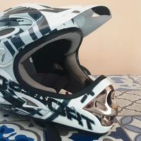 CASCO DA DOWNHILL AXO