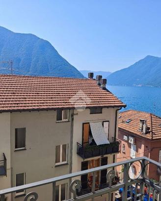 3 LOCALI A COLONNO