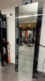 Mobile specchio parrucchieri