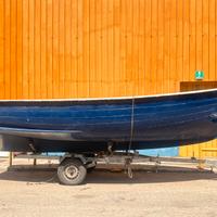Imbarcazione gozzo Dinghy