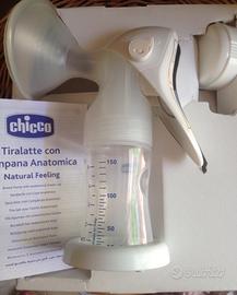 Tiralatte con campana anatomica Chicco