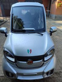 Quadriciclo scooter elettrico