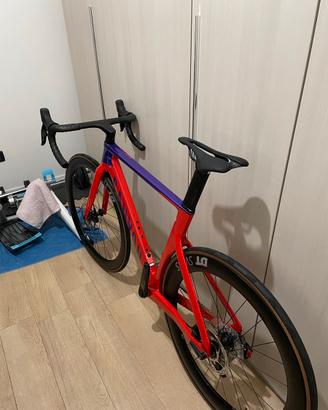 Canyon Aeroad CF SLX 7