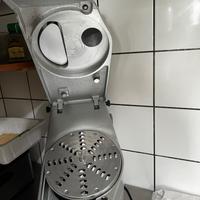 Taglia mozzarella taglia verdure