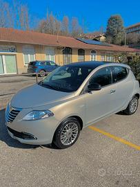 Lancia Ypsilon 1.2 69 cv Gold