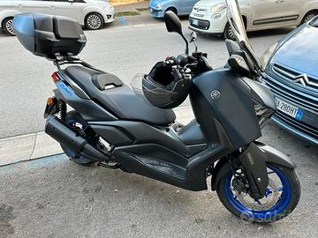 YAMAHA X MAX ANNO 2023