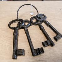Chiavi antiche d'epoca - chiave vecchia in ferro
