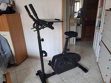 Cyclette professionale autoalimentata Domios