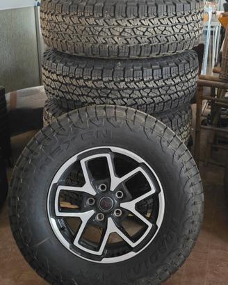 Cerchi + gomme Jeep Wrangler Rubicon 2026