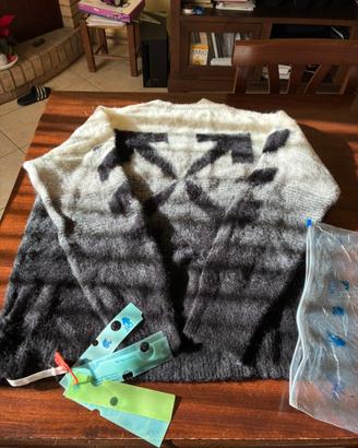 maglione off white mohair