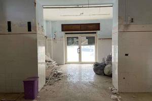 Immobile di 110 m² con 1 locale a Mondragone