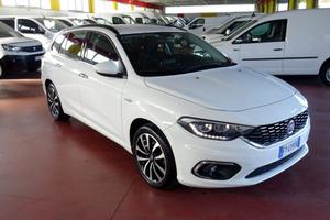 FIAT Tipo 1.3 Mjt S&S SW Lounge N1 Autocarro
