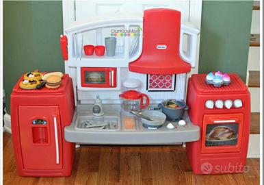 Cucina giocattolo