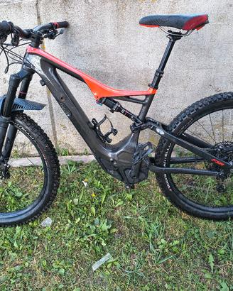 Specialized Turbolevo Carbon tg. M