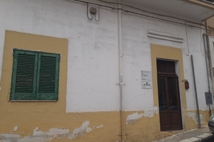 Appartamento piano terra via Cairoli -Oria-