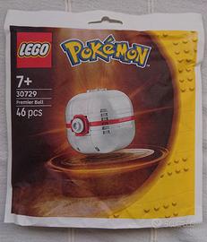 Lego 30729 Pokemon Premier Ball paper bag NEW