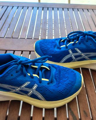 Scarpa Asics 37,5