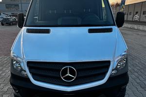 Furgone Mercedes 316 passo lungo tetto alto automa